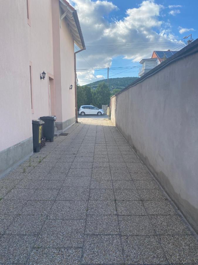 Abigél Apartmanház Balatonfüred Esterno foto