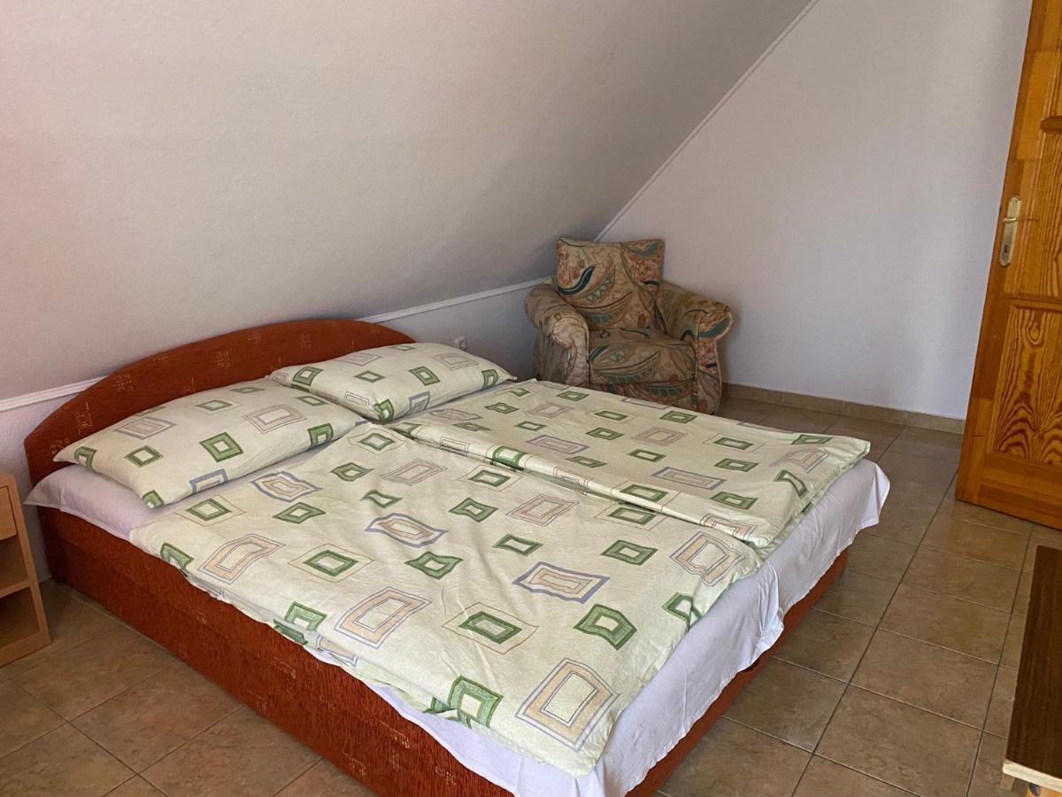 Abigél Apartmanház Balatonfüred Esterno foto
