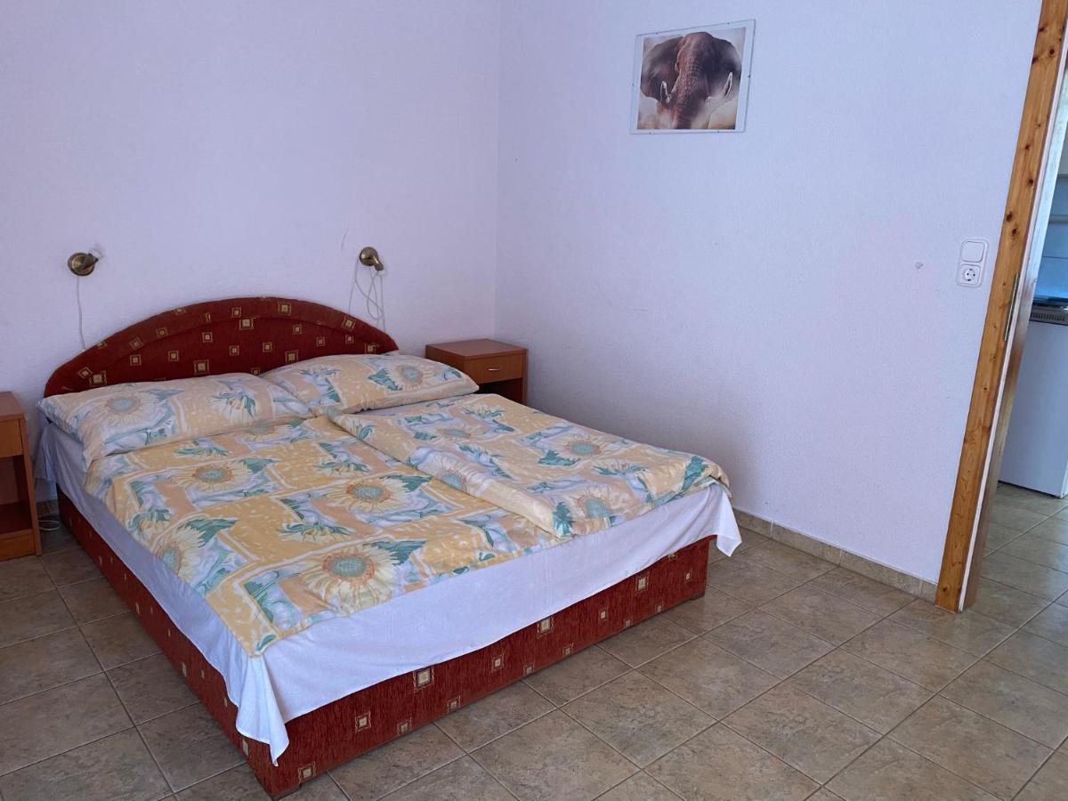 Abigél Apartmanház Balatonfüred Esterno foto