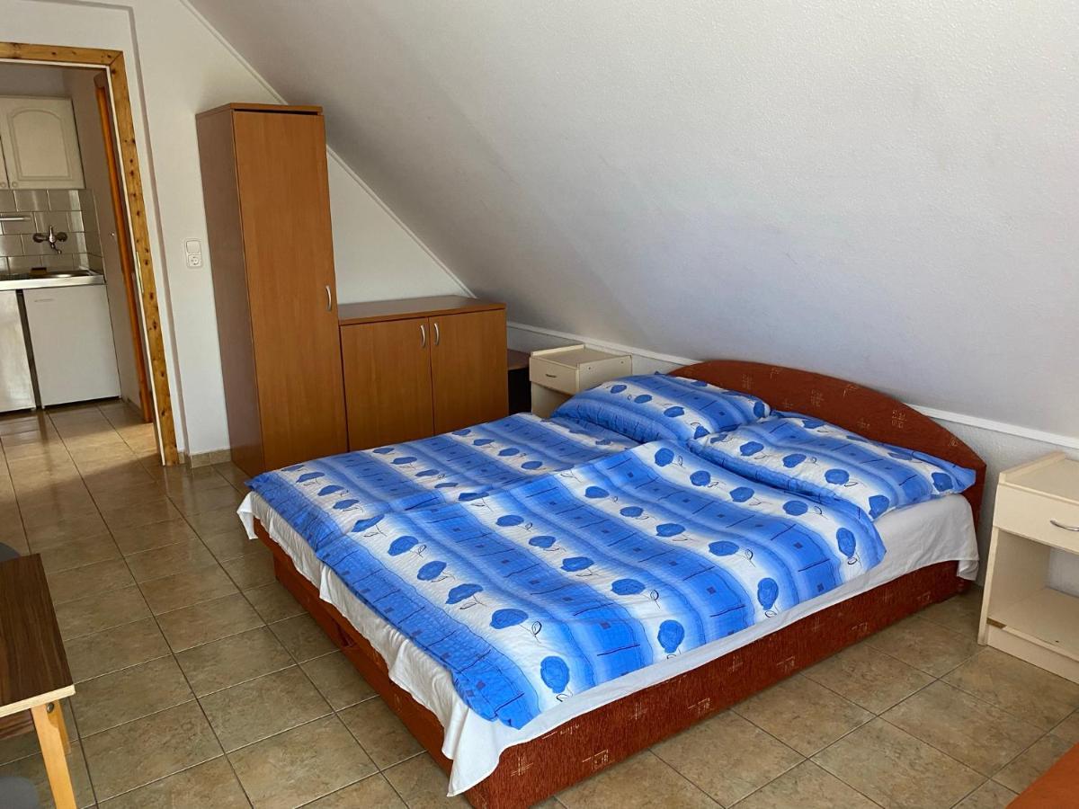Abigél Apartmanház Balatonfüred Esterno foto