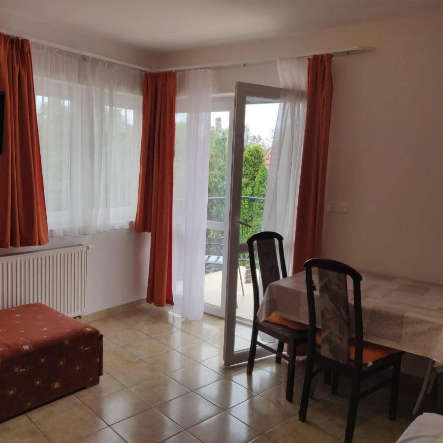 Abigél Apartmanház Balatonfüred Esterno foto